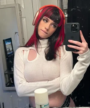 Napalona Iza